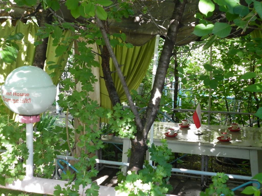 Guest House Dompolski Gyumri Exterior foto