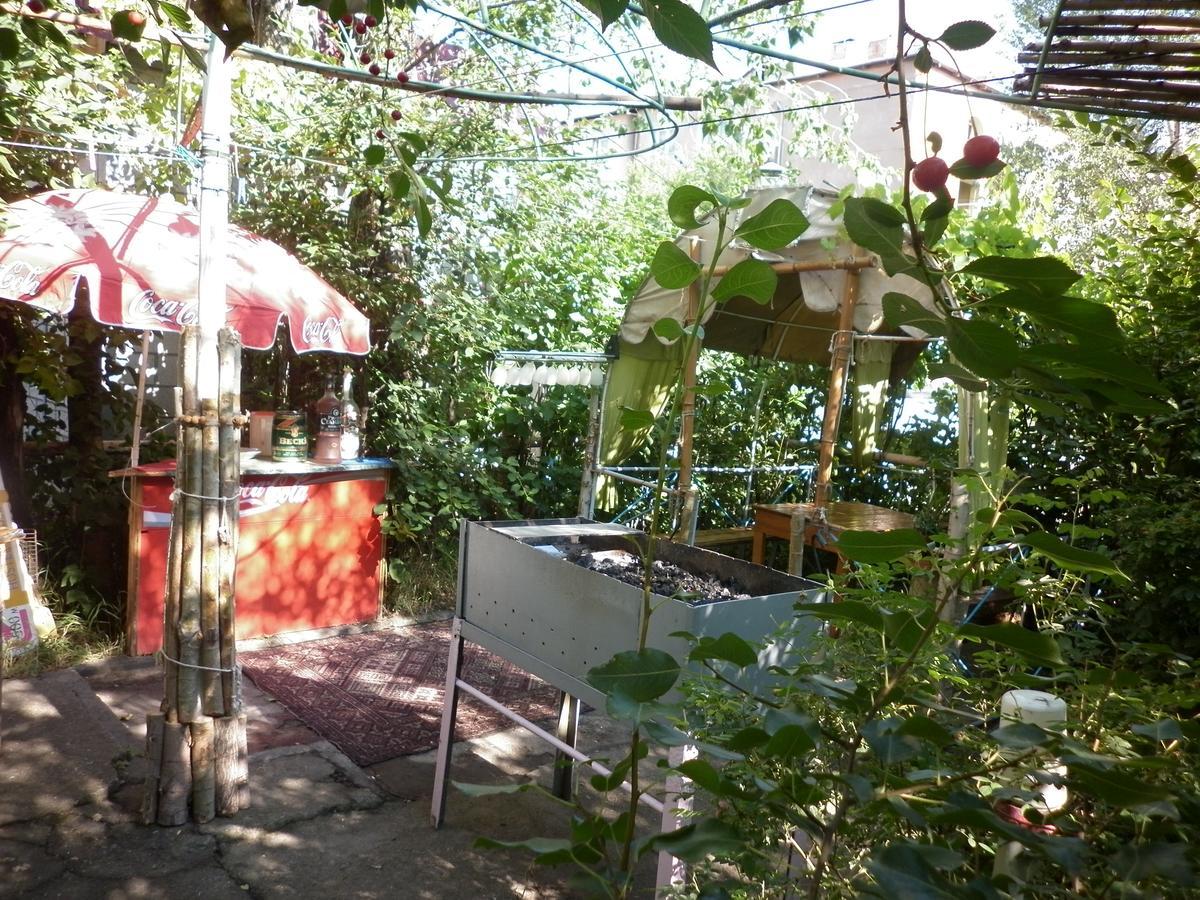 Guest House Dompolski Gyumri Exterior foto